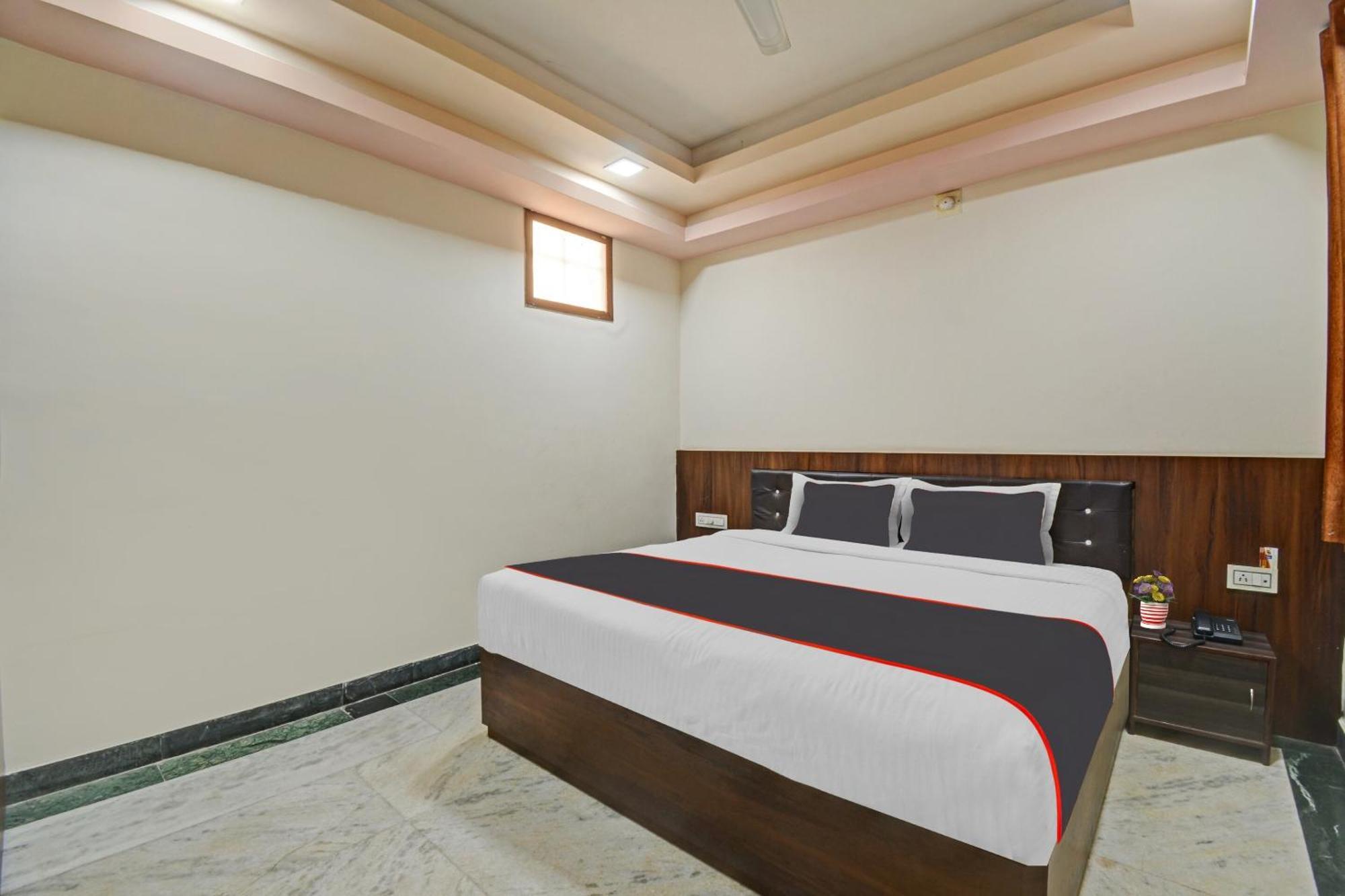 Collection O The Sunrise Hotel Udaipur Kültér fotó