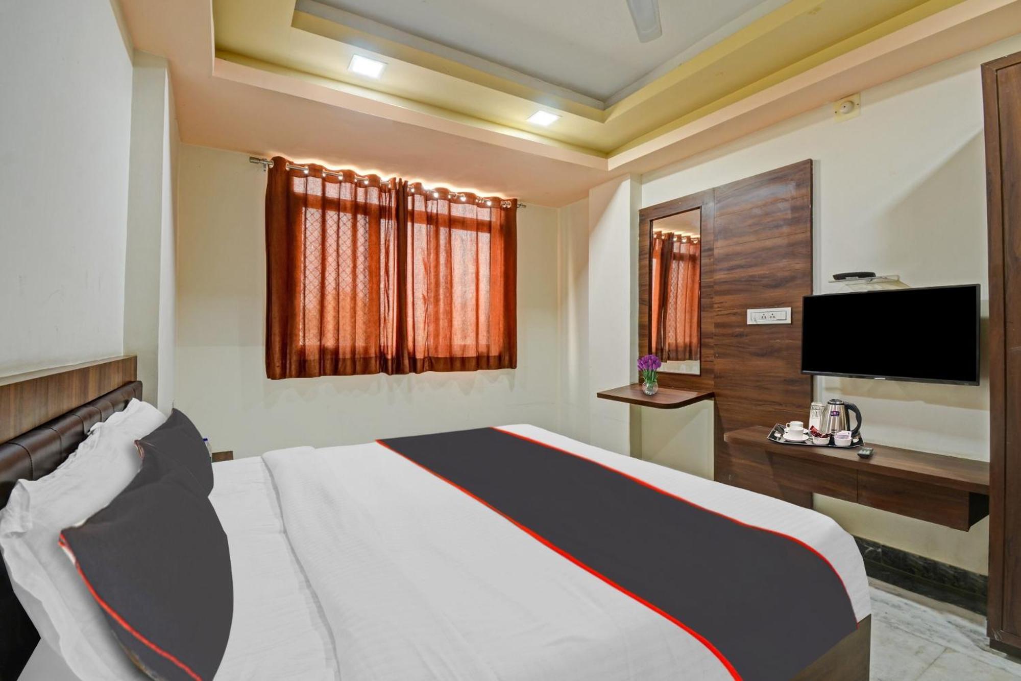 Collection O The Sunrise Hotel Udaipur Kültér fotó