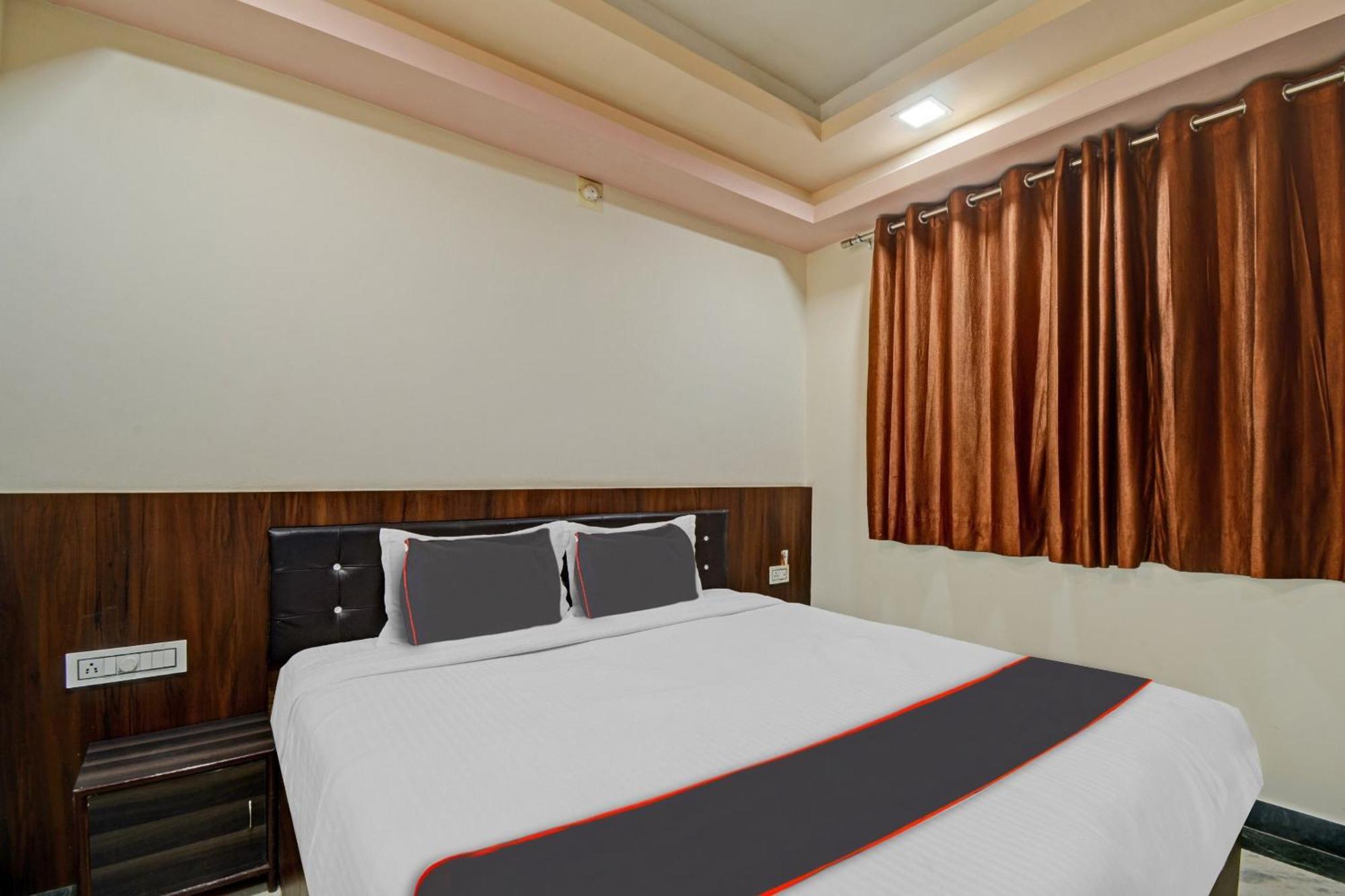 Collection O The Sunrise Hotel Udaipur Kültér fotó